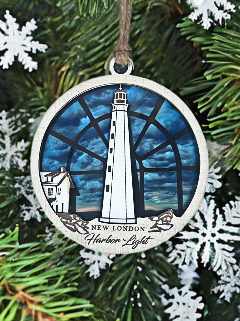 New London Harbor Light Ornament